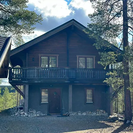 Moerhoen Maja Pelkosenniemi