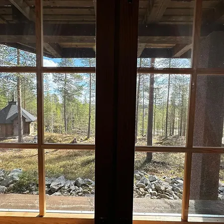 Moerhoen Maja Pelkosenniemi