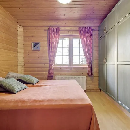 Moerhoen Maja アパート