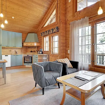 Moerhoen Maja アパート *