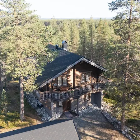 Moerhoen Maja アパート *